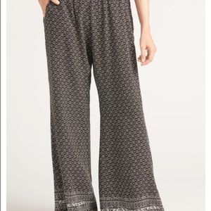 Roan and Ryan Black And White Printed Sabrina Pant small From Evereve